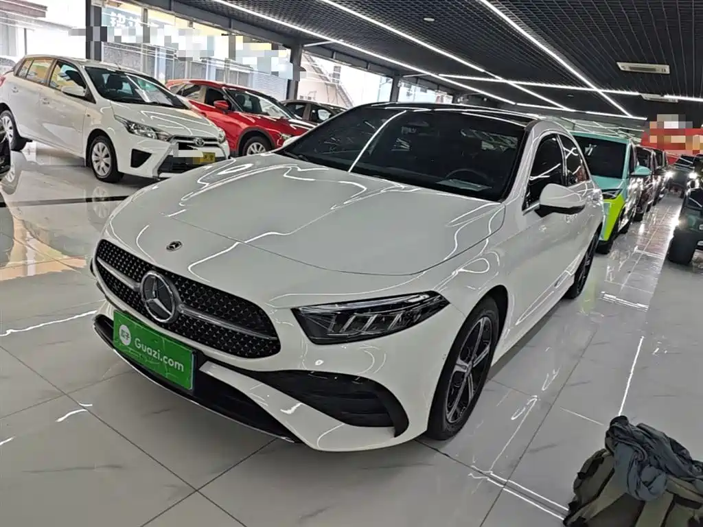 Mercedes-Benz A-Class 2023 A 200 L Fashion фото 2