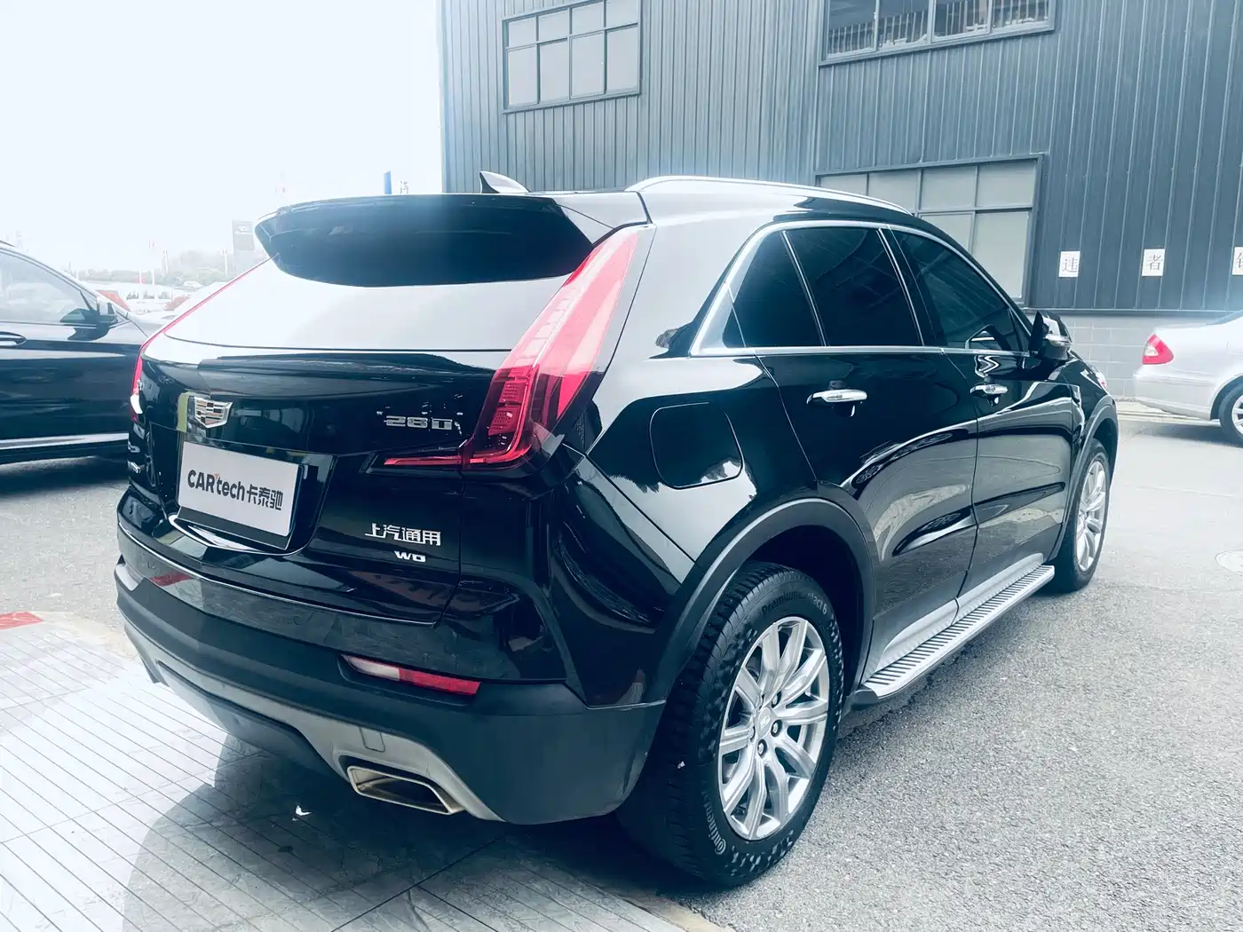 CADILLAC XT4