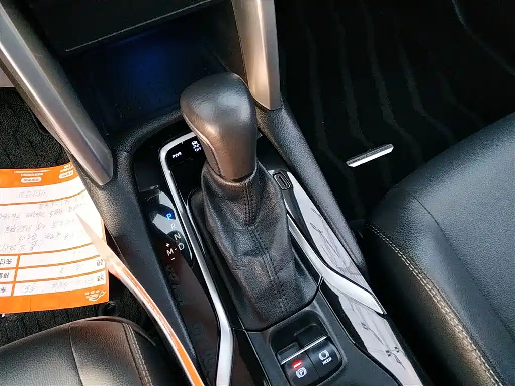 Toyota Corolla Cross 2022 2.0L Flagship Edition фото 11