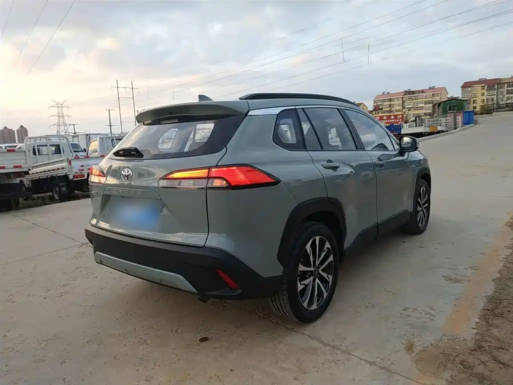Toyota Corolla Cross 2022 2.0L Flagship Edition фото 6