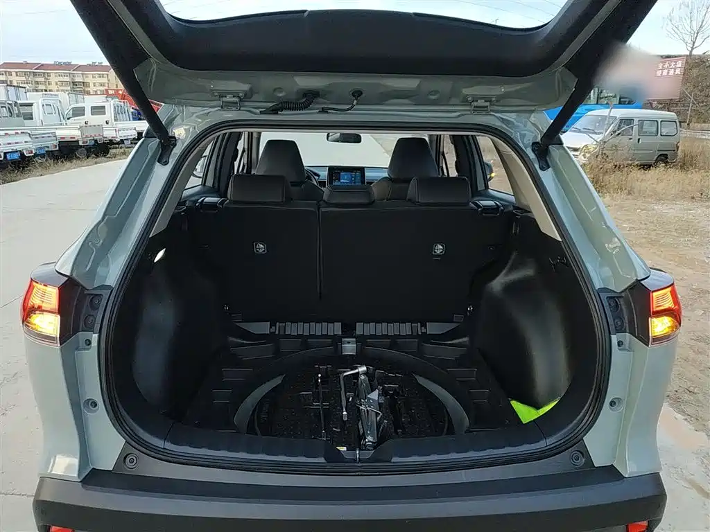 Toyota Corolla Cross 2022 2.0L Flagship Edition фото 16