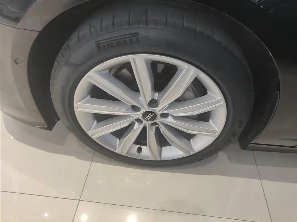 Audi A6L 2024 45 TFSI Premium Dynamic фото 25