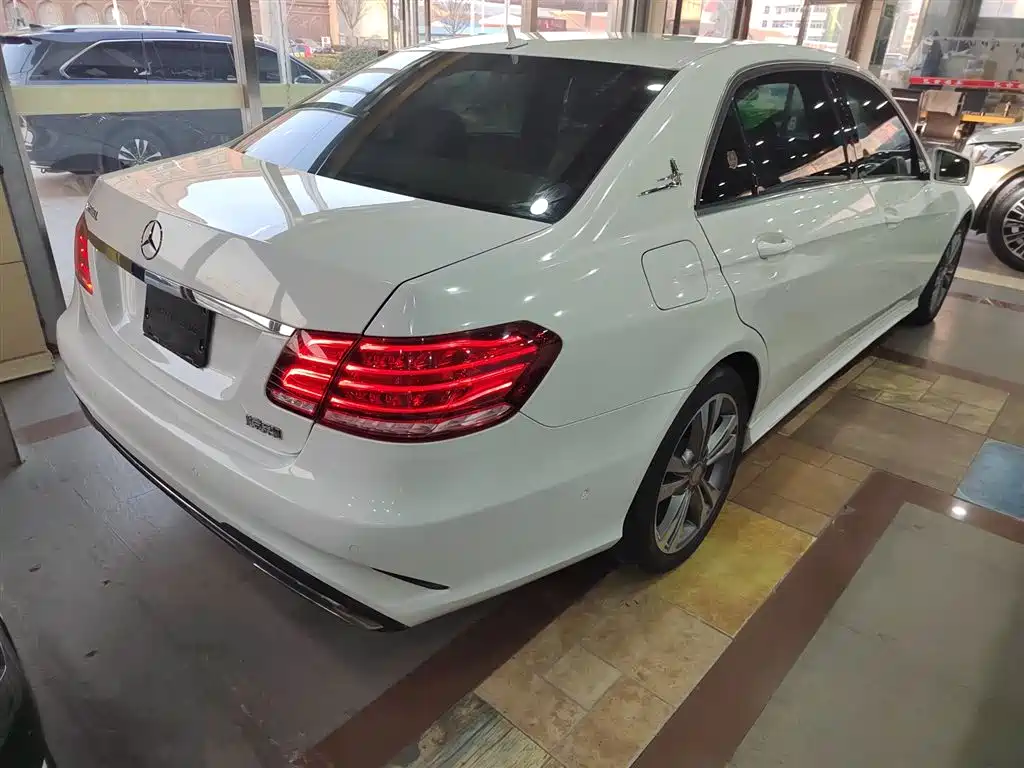 Mercedes-Benz E-Class 2015 E 260 L Sport фото 7