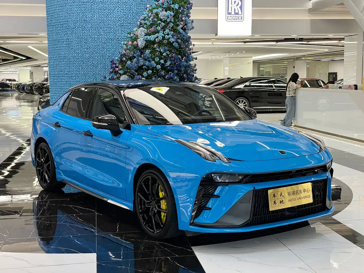 Lynk & Co 03 2023 03+ 2.0TD Automatic Cyan Custom Edition фото 3