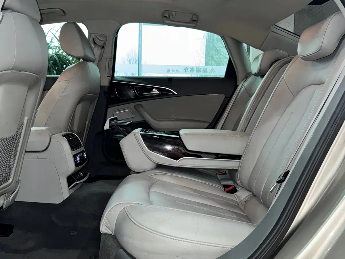 Audi A6L 2012 30 FSI Luxury фото 19