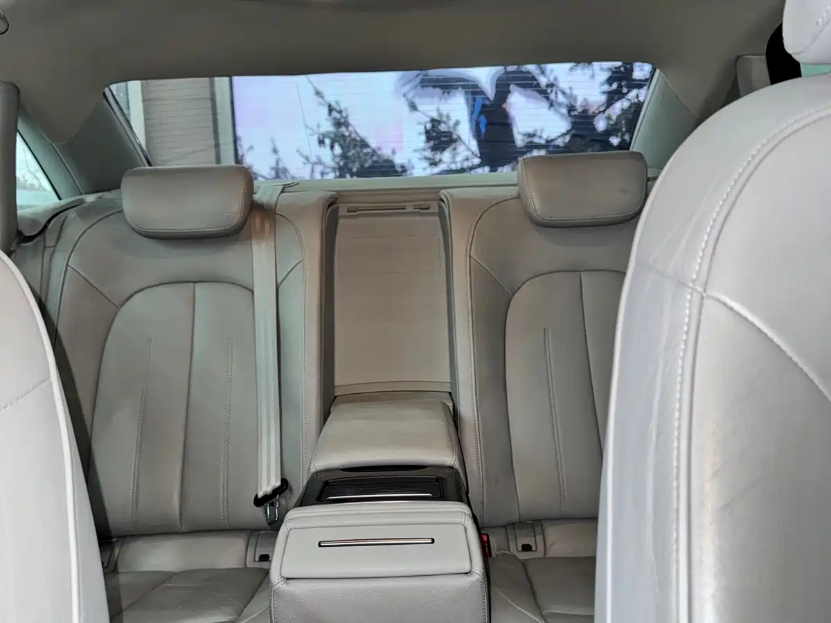 Audi A6L 2012 30 FSI Luxury фото 28