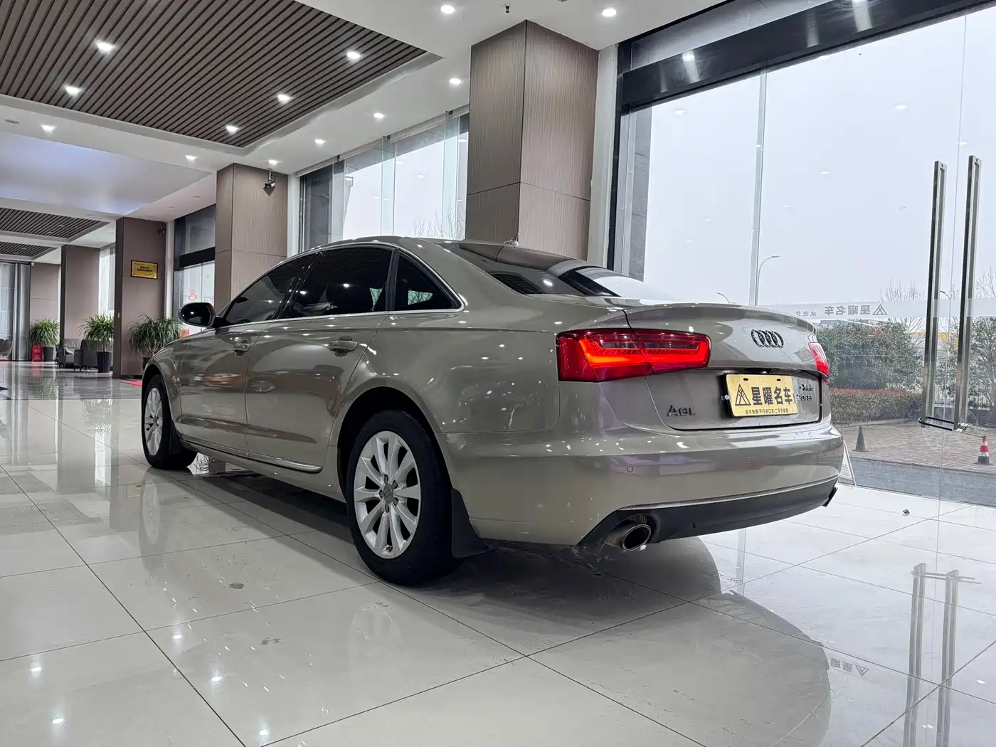 Audi A6L 2012 30 FSI Luxury фото 4
