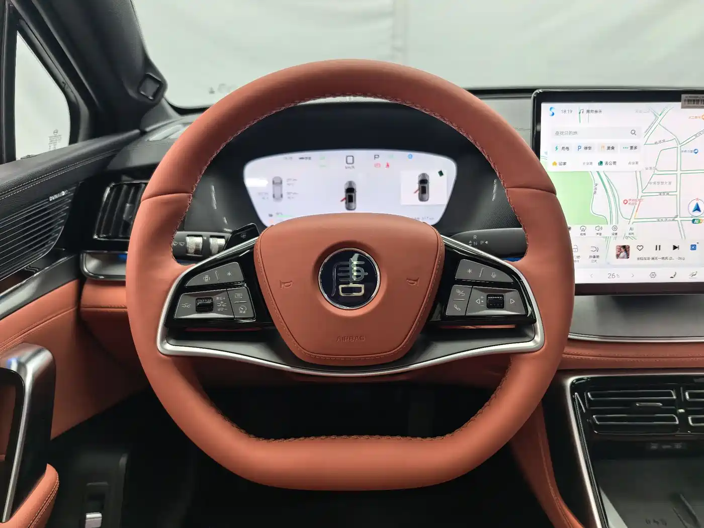 BYD Tang New Energy 2026 Smart Drive Edition DM-i 160KM Premium фото 6