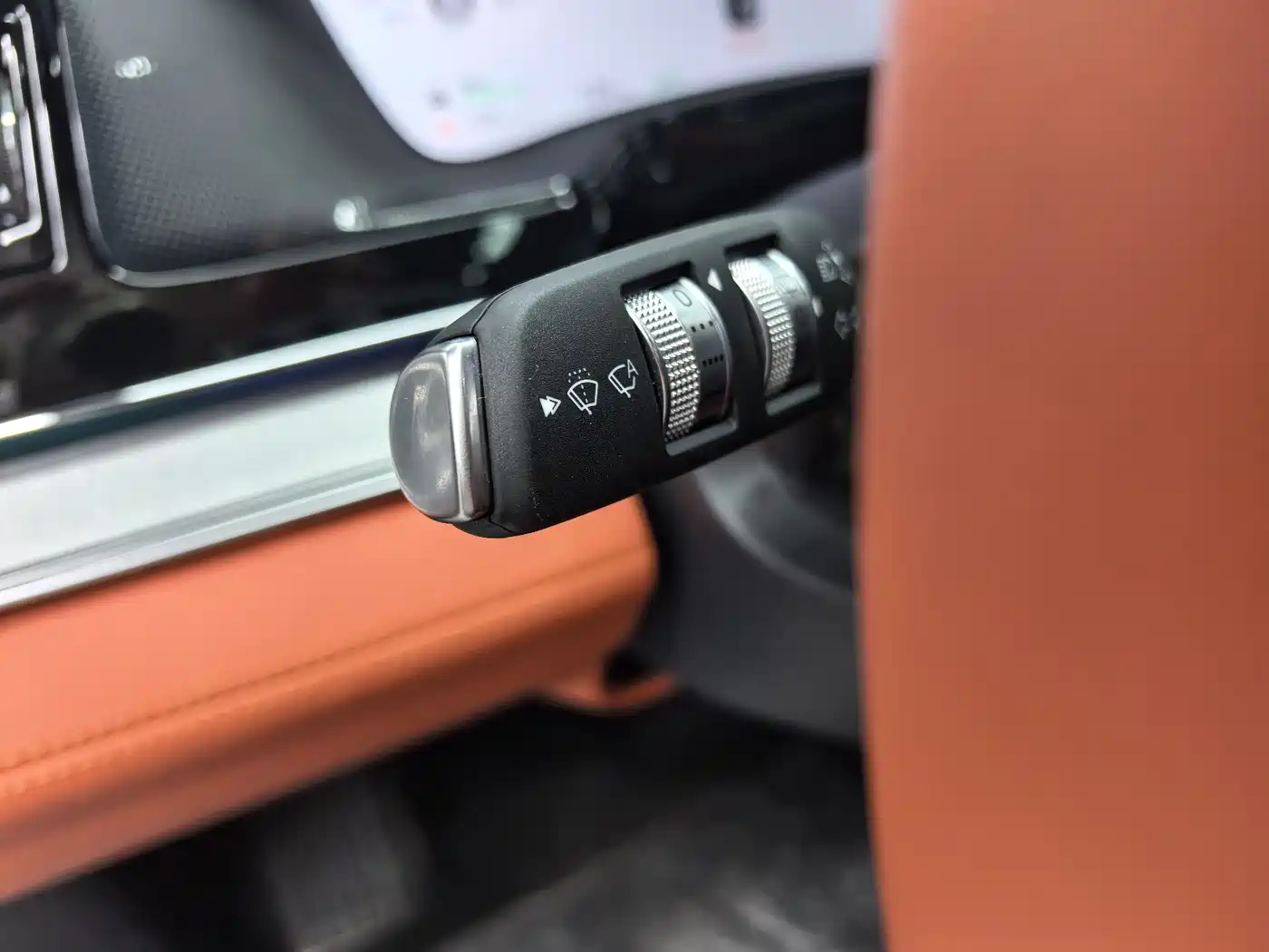 BYD Tang New Energy 2026 Smart Drive Edition DM-i 160KM Premium фото 7