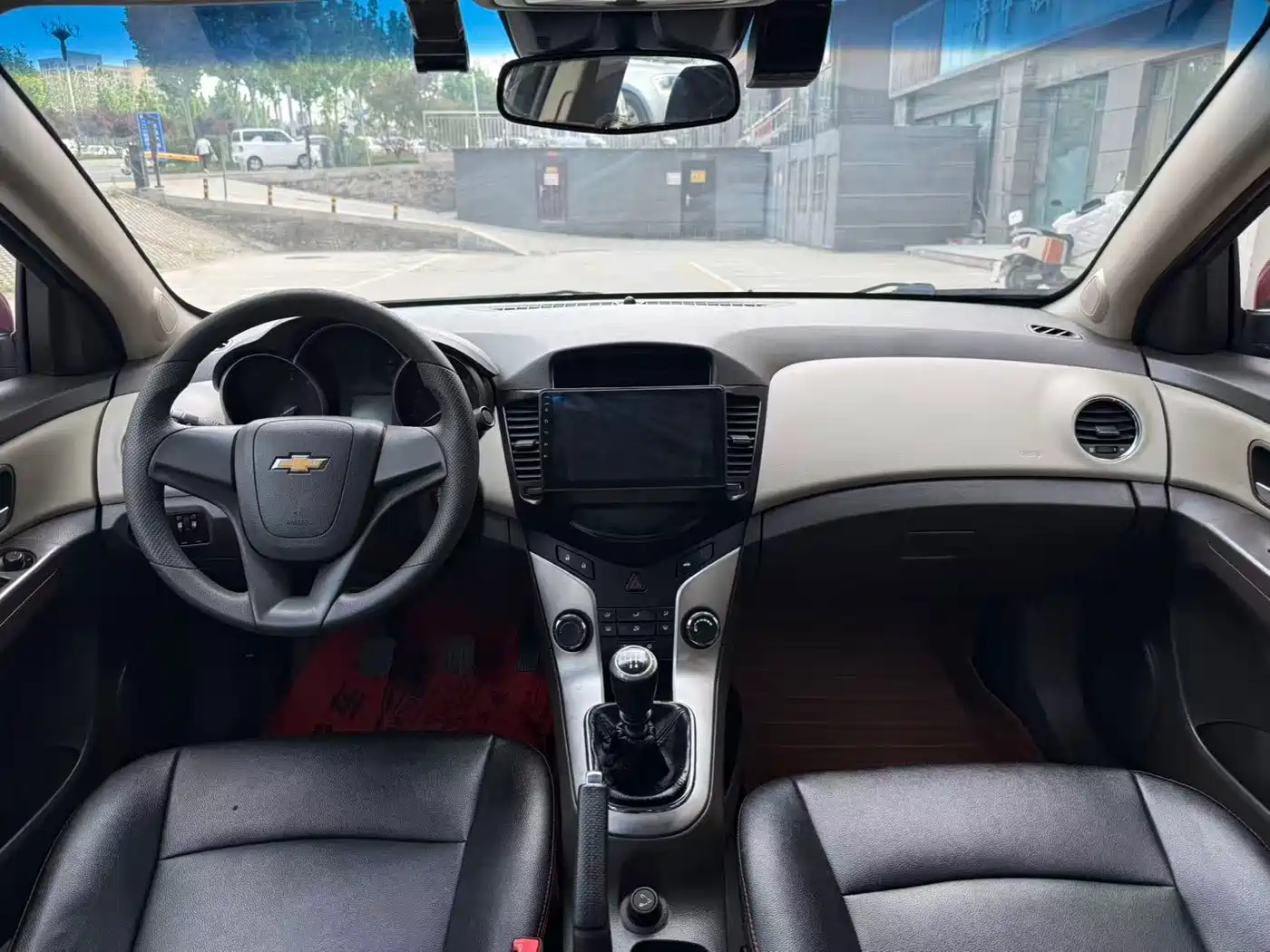 Chevrolet Cruze 2015 1.5L Classic SL MT фото 5