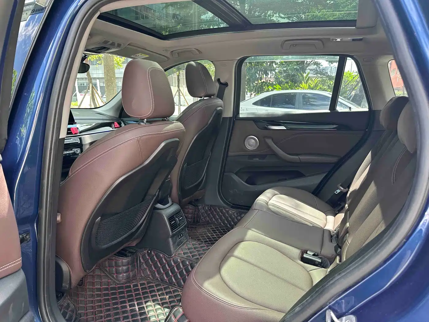 BMW X1 2020 sDrive25Li Leading Model фото 5