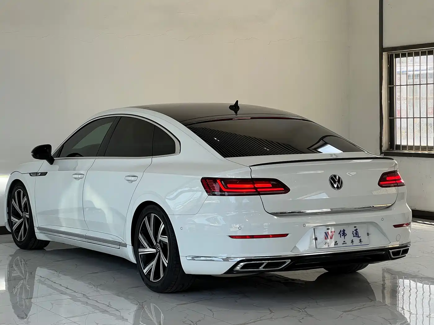 Volkswagen FAW-Volkswagen CC 2021 380TSI Eye-catching Edition 30th Anniversary фото 32