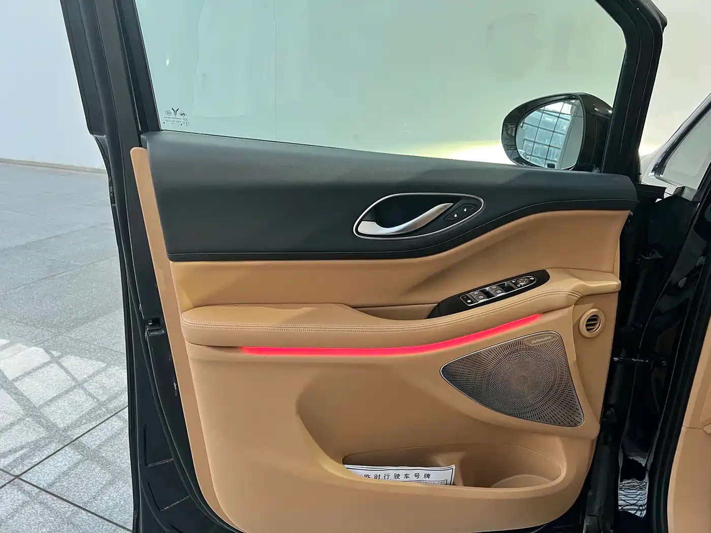 Voyah Auto Voyah Dreamer 2024 PHEV Extended Range Premium Edition фото 22