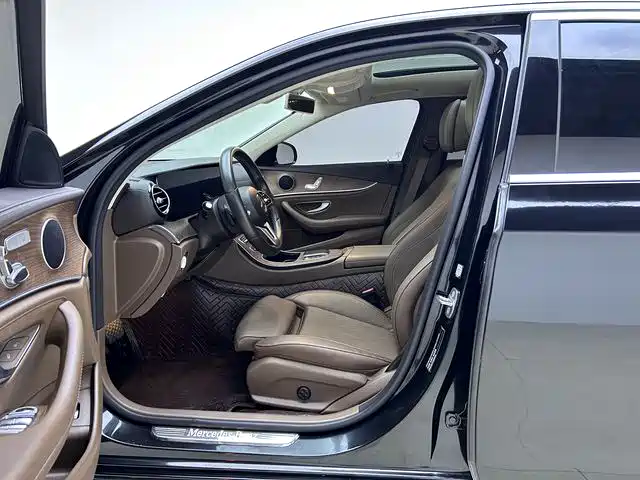 Mercedes-Benz E-Class 2020 E 260 L фото 12