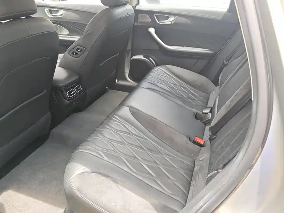 Roewe D7 2023 2023 DMH 125km Flagship Edition
