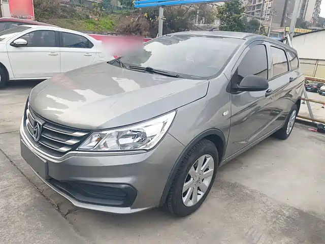 Baojun Baojun 310W 2017 1.2L Manual Value Edition (China V)