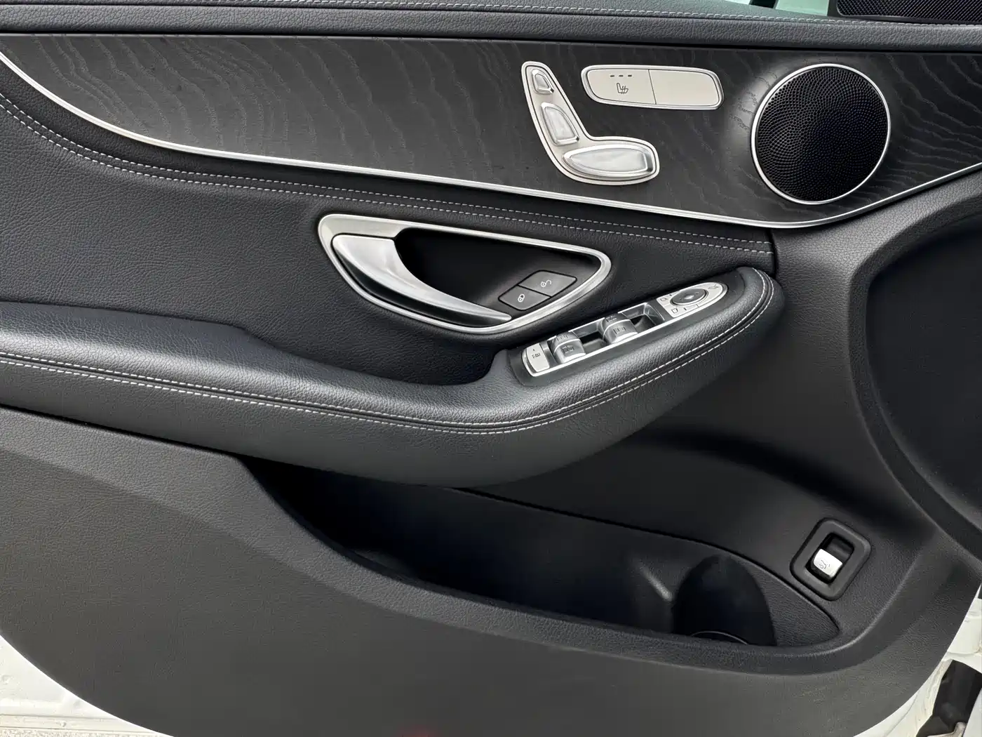 Mercedes-Benz C-Class 2017 Facelift C 200 L Sport Edition фото 7