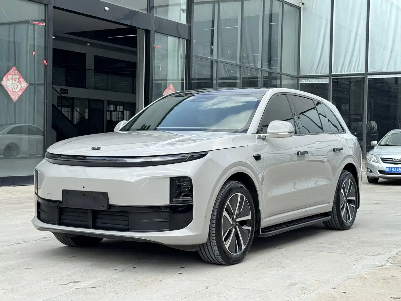 Li Auto L6 2024