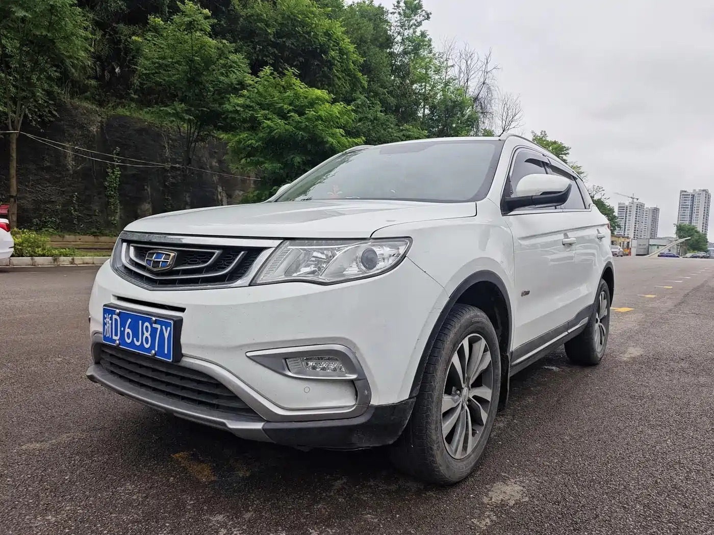 Фото 1 - Geely Boyue