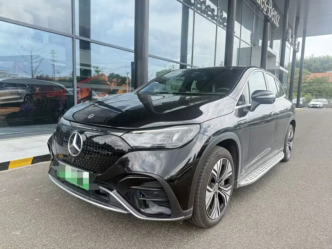 Mercedes-Benz EQE SUV 2025 2024 500 4MATIC Pioneer Edition