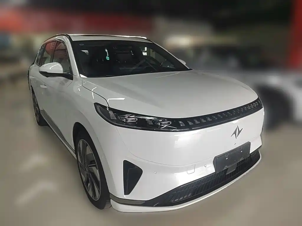 Dongfeng Yipai eπ008 2025 2024 636Max Pure Electric 6-Seater