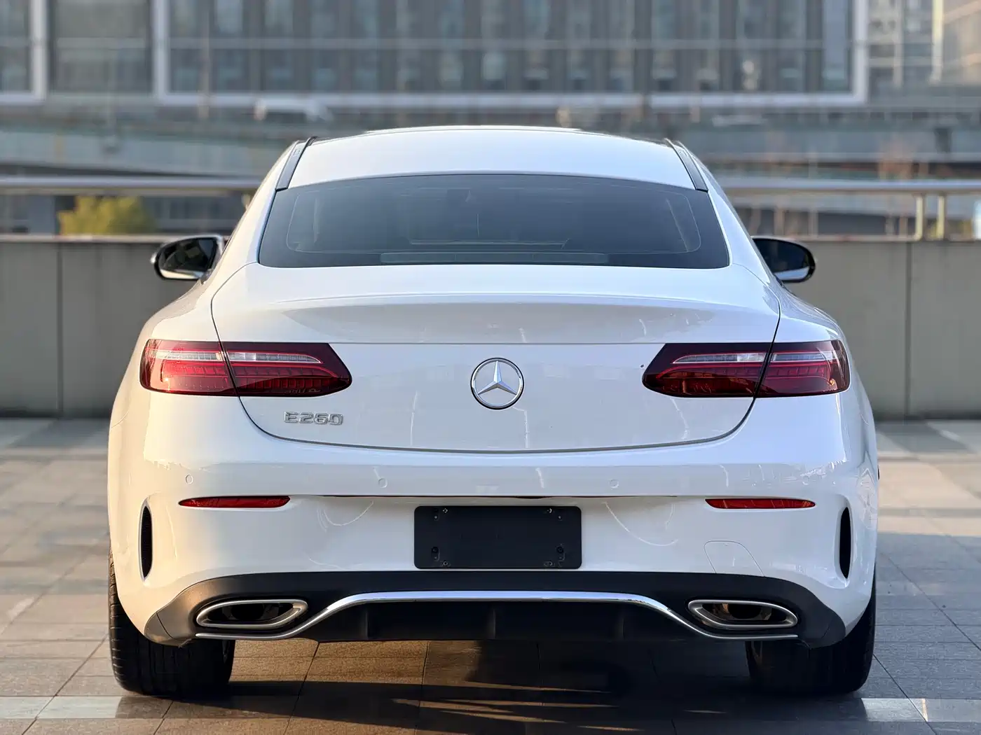 MERCEDES-BENZ E CLASS