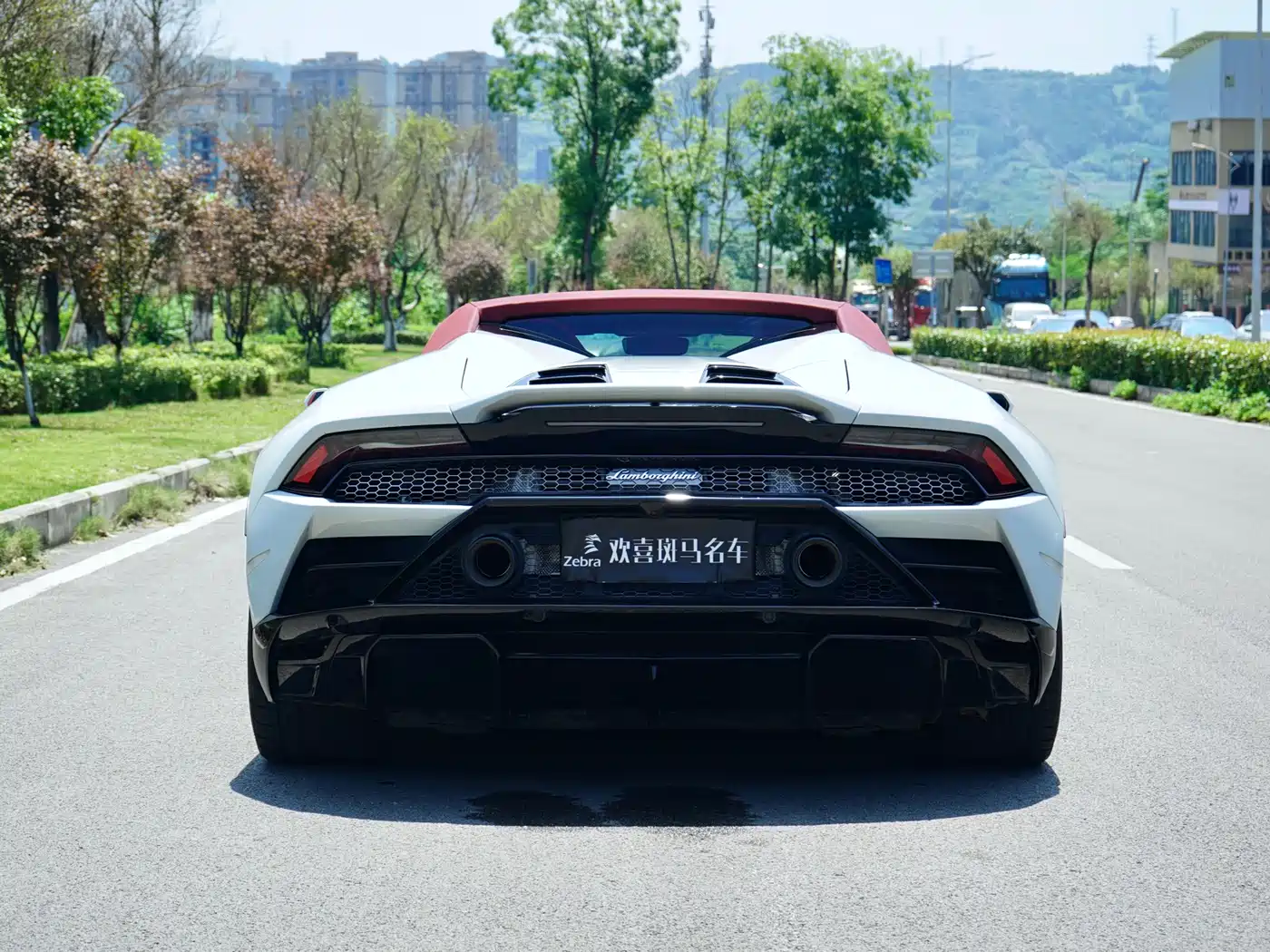 LAMBORGHINI HURACÁN