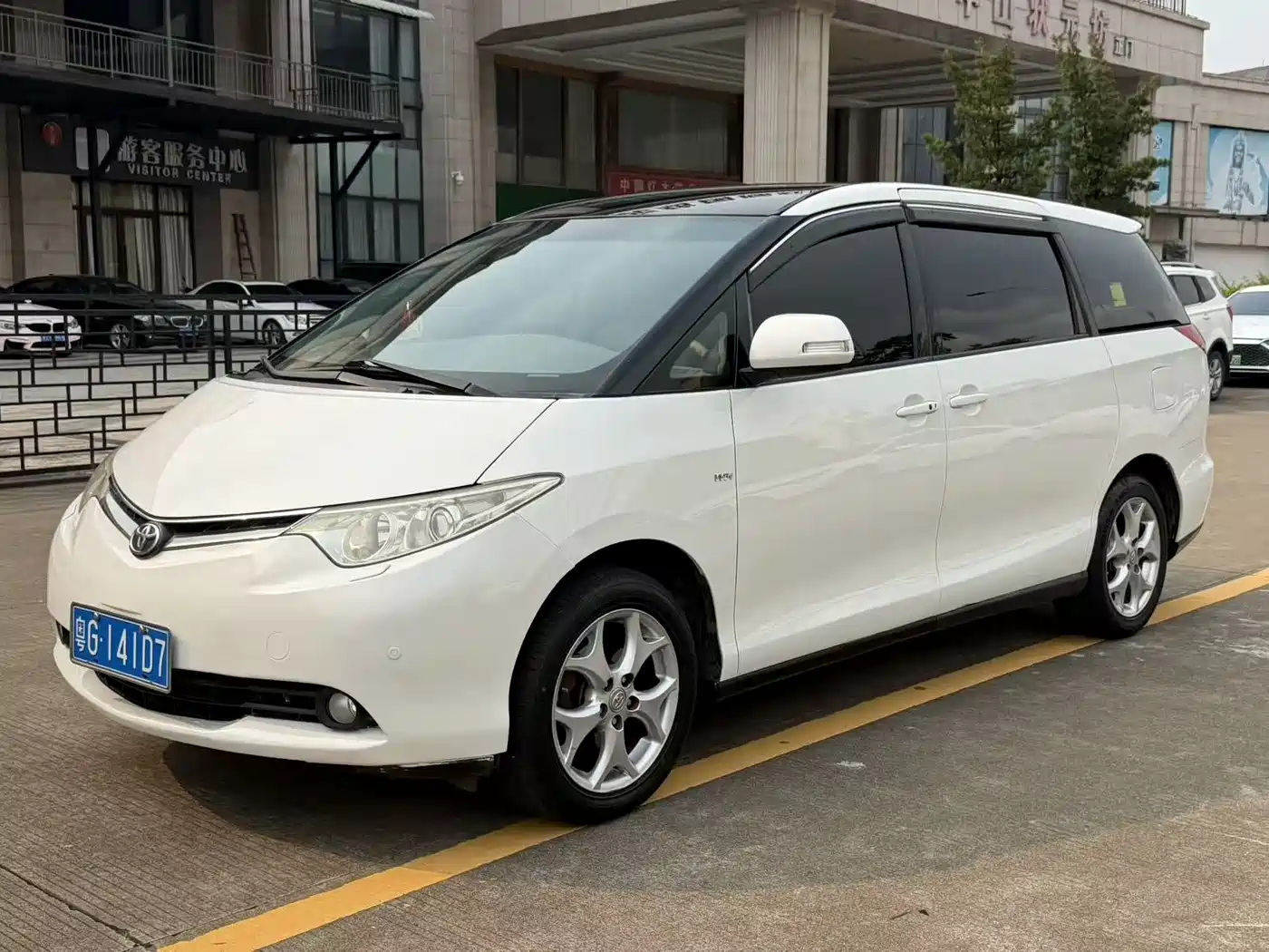 Toyota Previa 2006 2.4L 7-seater Standard