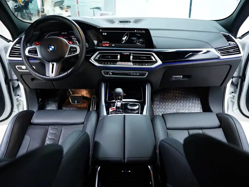 BMW X6 M 2022 X6 M фото 41