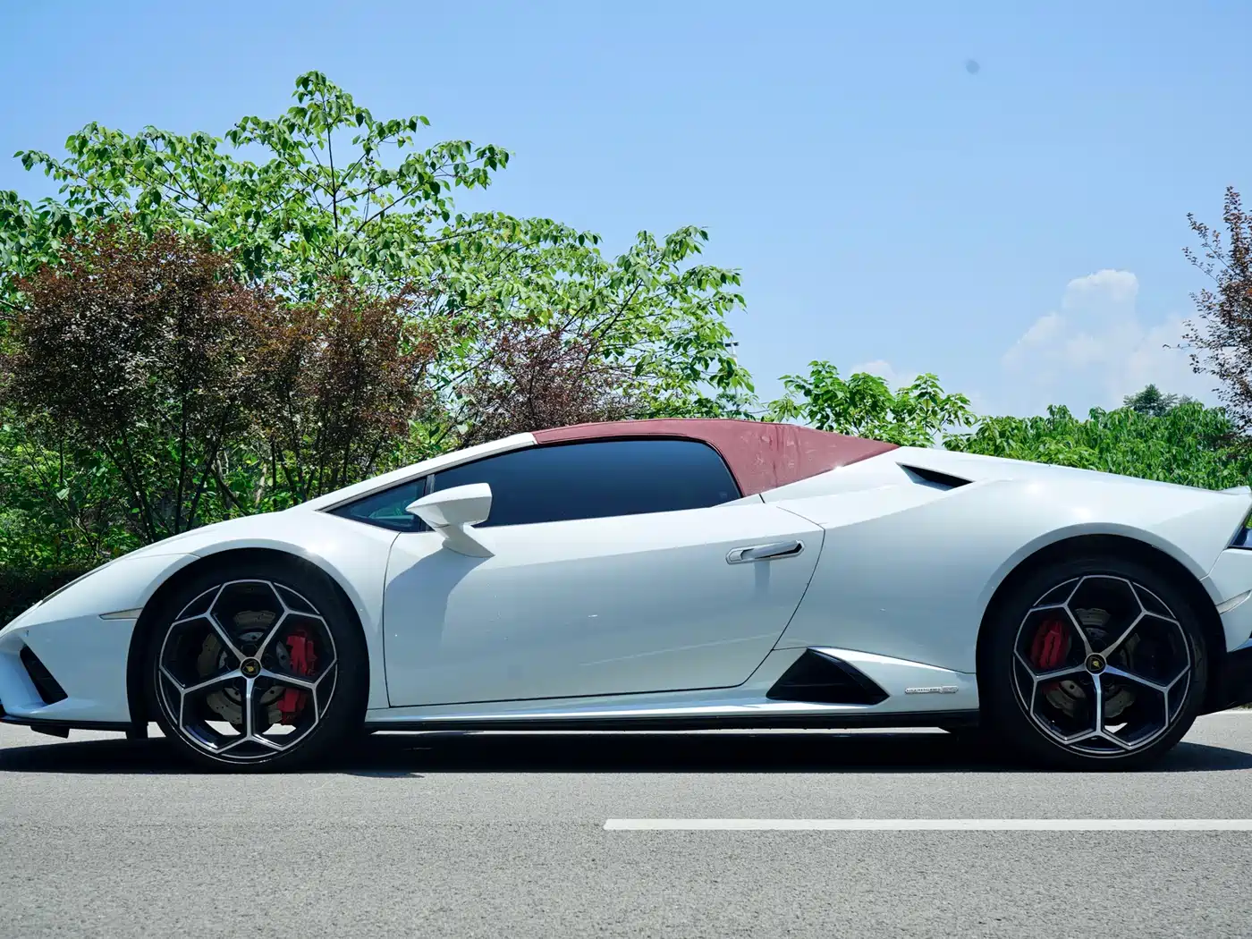 LAMBORGHINI HURACÁN