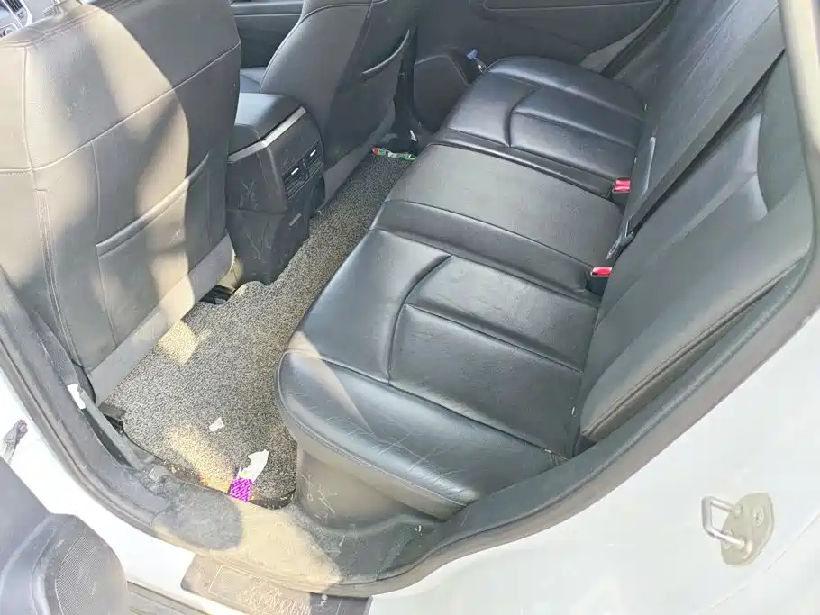 Dongfeng Aeolus Dongfeng Fengshen AX7 2016 2015 2.0L Automatic Smart Ease