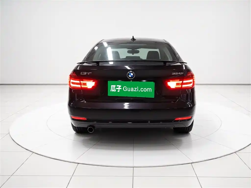 BMW 3 Series GT 2013 Model 320i Leading фото 6