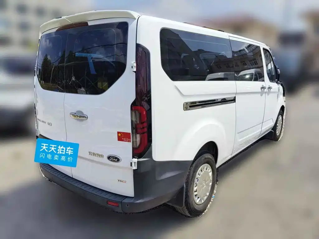 Ford Transit 2023 2023 Model 2.0T Diesel Automatic Multi-purpose Commercial Vehicle Medium Wheelbase Low Roof 5/6 Seater