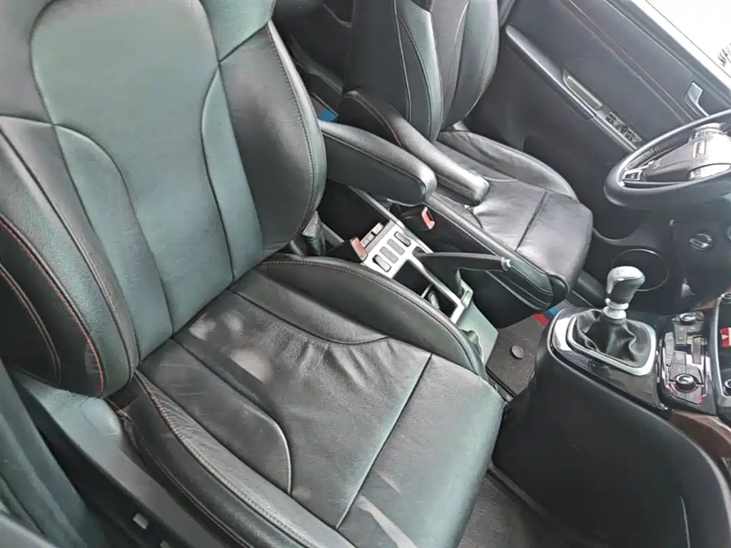 Haval H6 2013 Sport Edition 1.5T Manual 2WD Elite фото 25