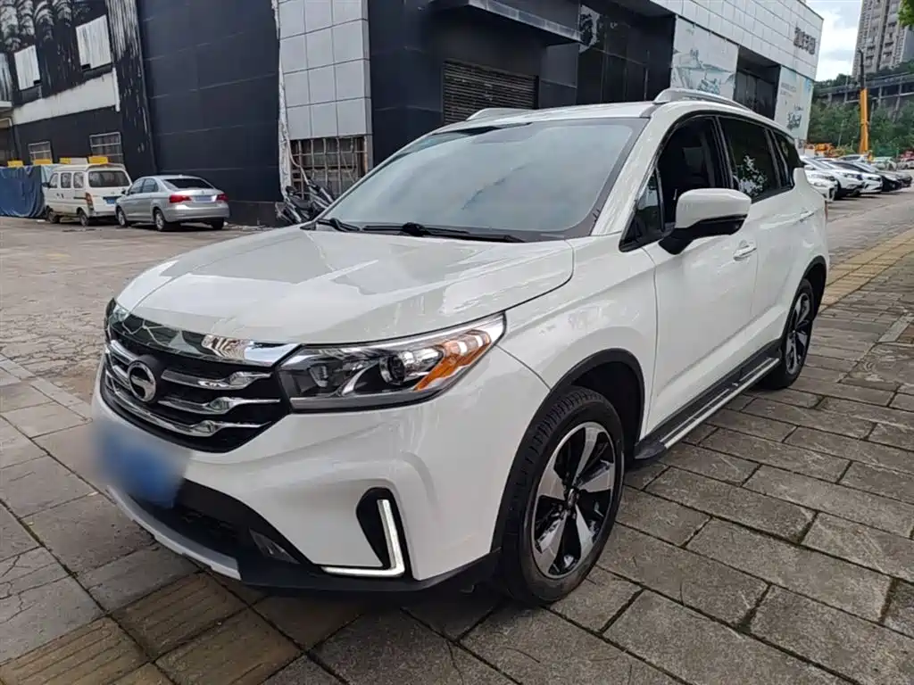 GAC Trumpchi Trumpchi GS4 2018 235T Automatic 2WD Luxury Smart Connect
