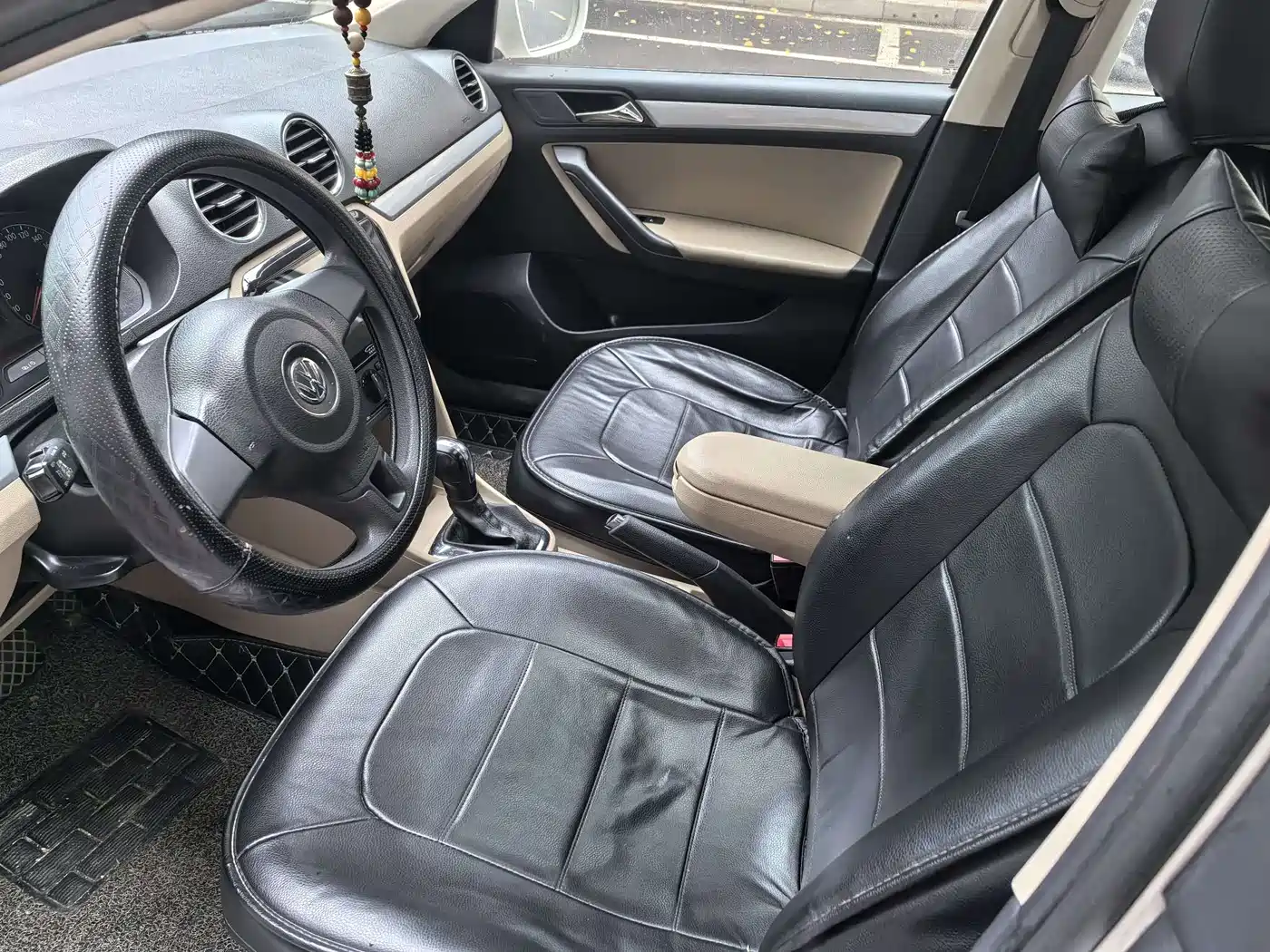 Volkswagen Jetta 2015 1.6L Auto Comfort фото 7