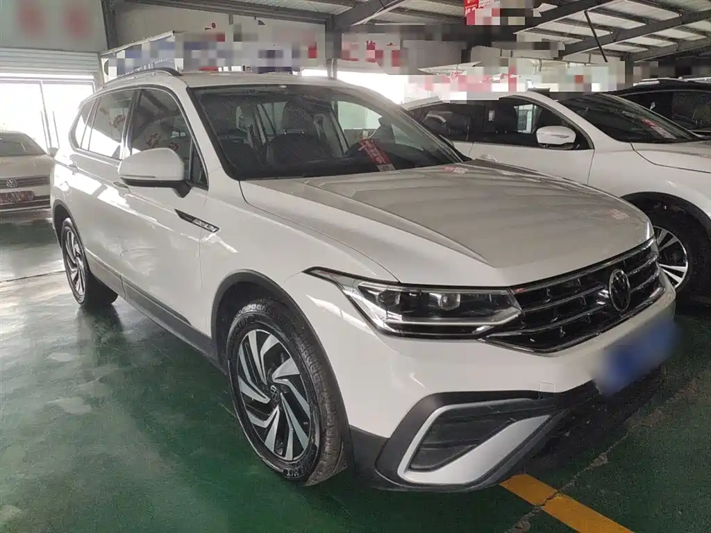 Volkswagen Tiguan L 2022 330TSI Automatic 2WD Comfort Edition фото 9