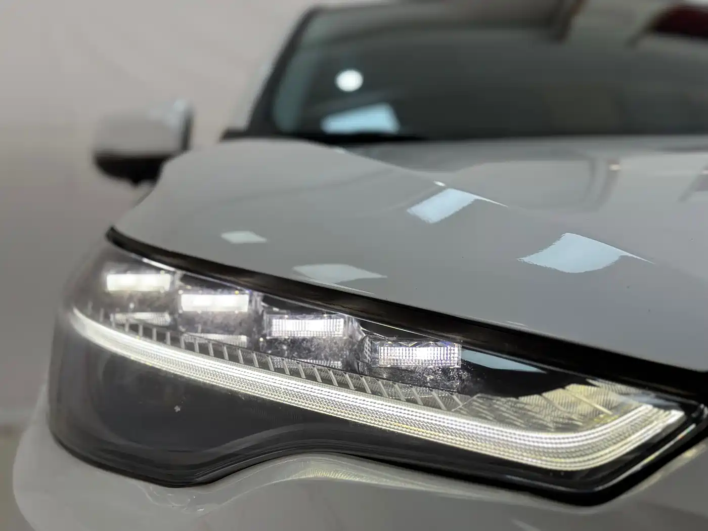 Toyota Frontlander 2023 2.0L CVT Luxury Edition фото 4