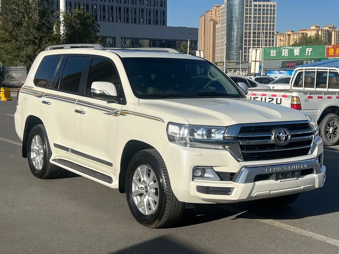 Toyota Land Cruiser (Import) 2019 2015 4.6L V8 Middle East Limited Edition