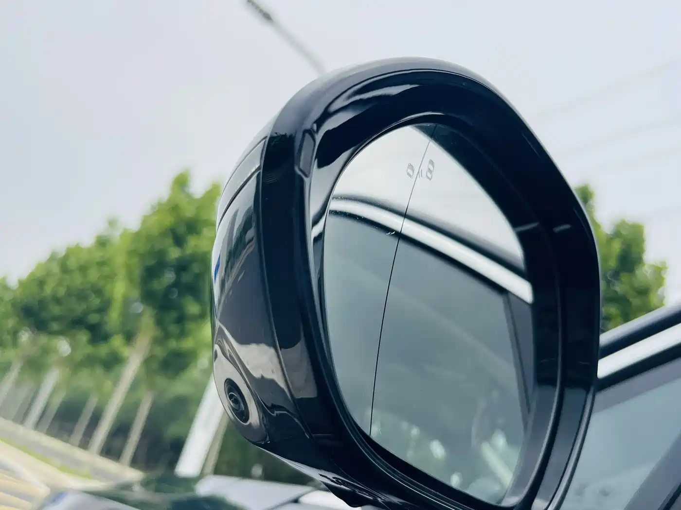 Hongqi H5 2023 2.0T Auto Smart Connect Flagship фото 6