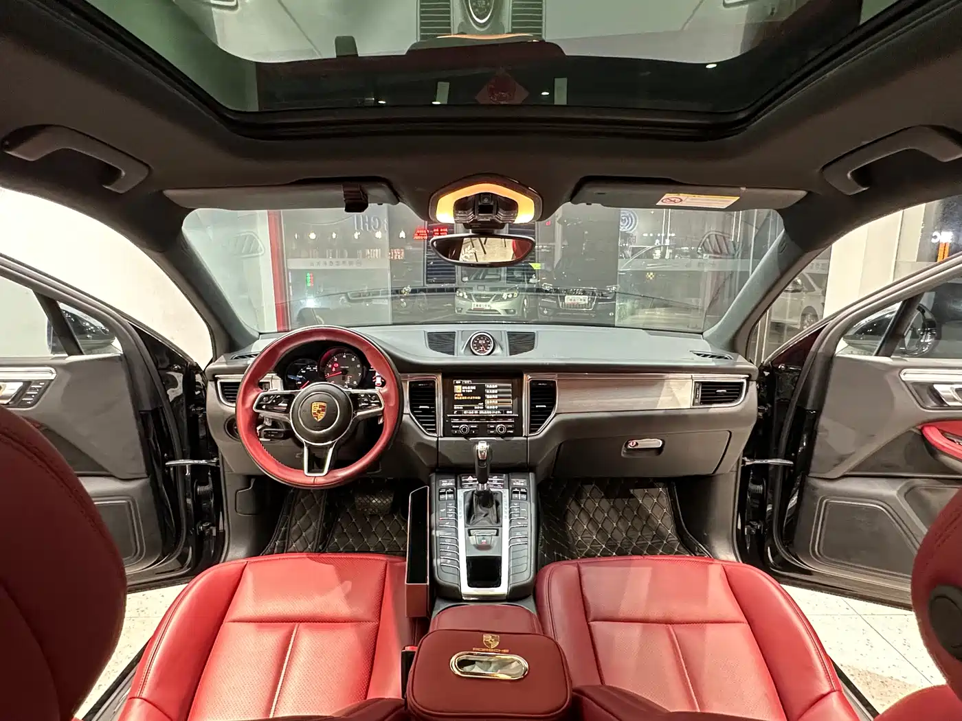 Porsche Macan 2014 Macan S 3.0T фото 14