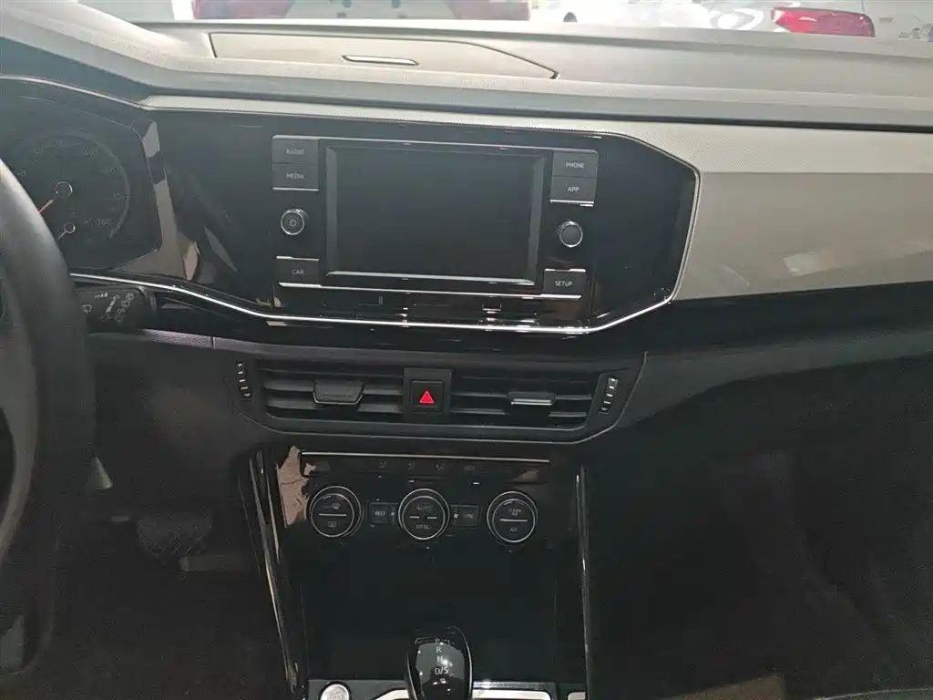 Volkswagen Tayron 2019 330TSI 2WD Luxury China VI фото 10