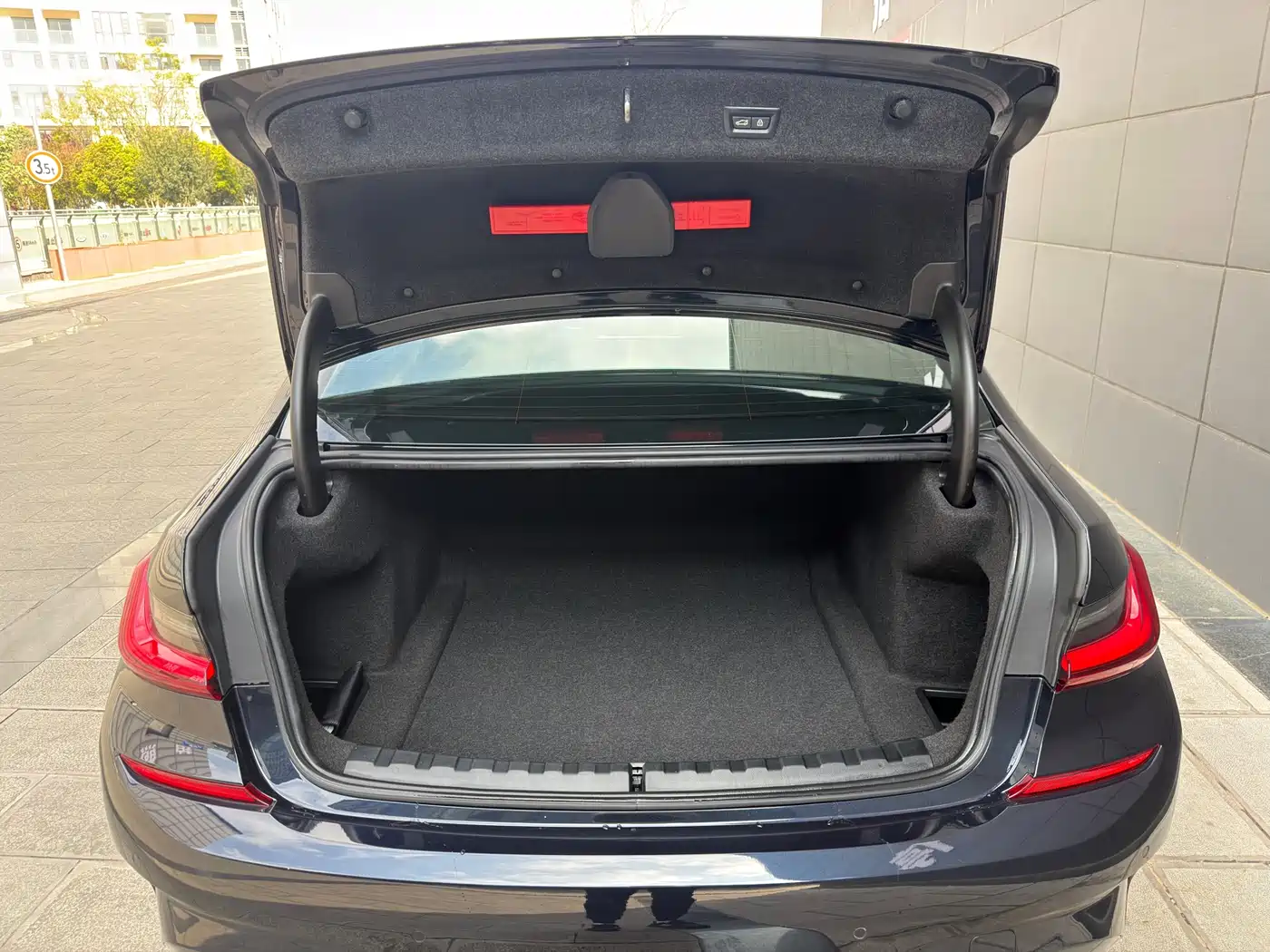 BMW 3 Series 2022 325Li M Sport Package фото 22