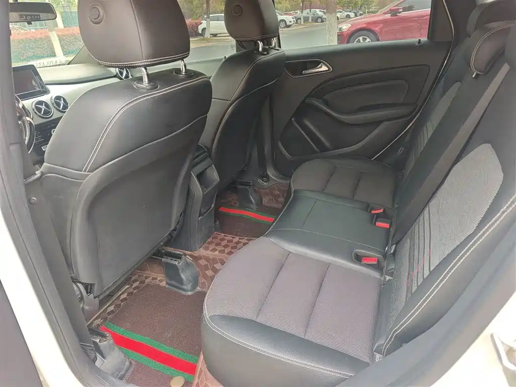 Mercedes-Benz B-Class 2015 B 200 Dynamic фото 14