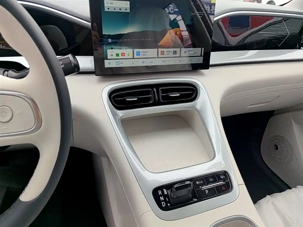 Geely Galaxy Starry Wish 2026 Edition 310km Youth Version фото 13