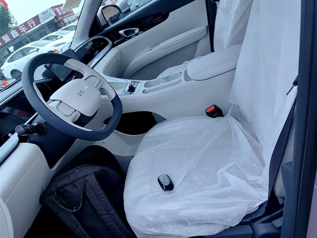 Geely Galaxy Starry Wish 2026 Edition 310km Youth Version фото 15