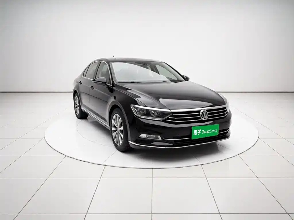Фото 3 - Volkswagen Magotan