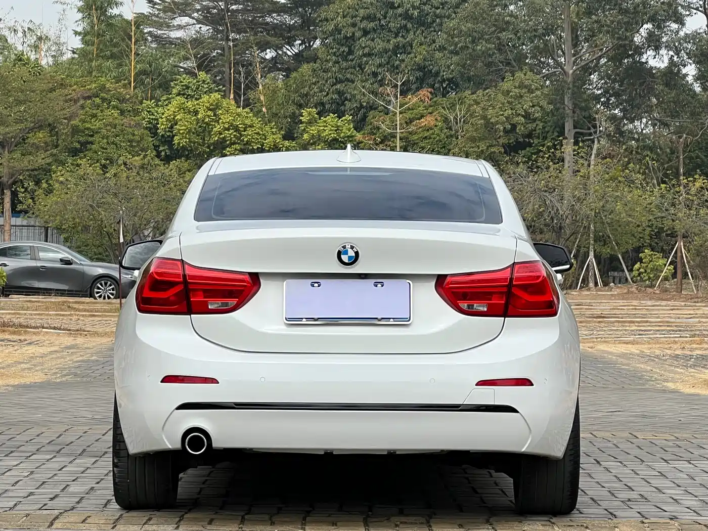 BMW 1 Series 2018 Facelift 118i Sport фото 5