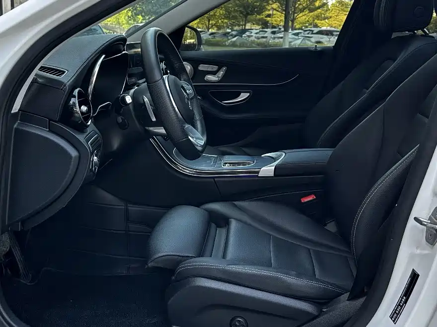 Mercedes-Benz C-Class 2020 C 260 L Sport фото 8
