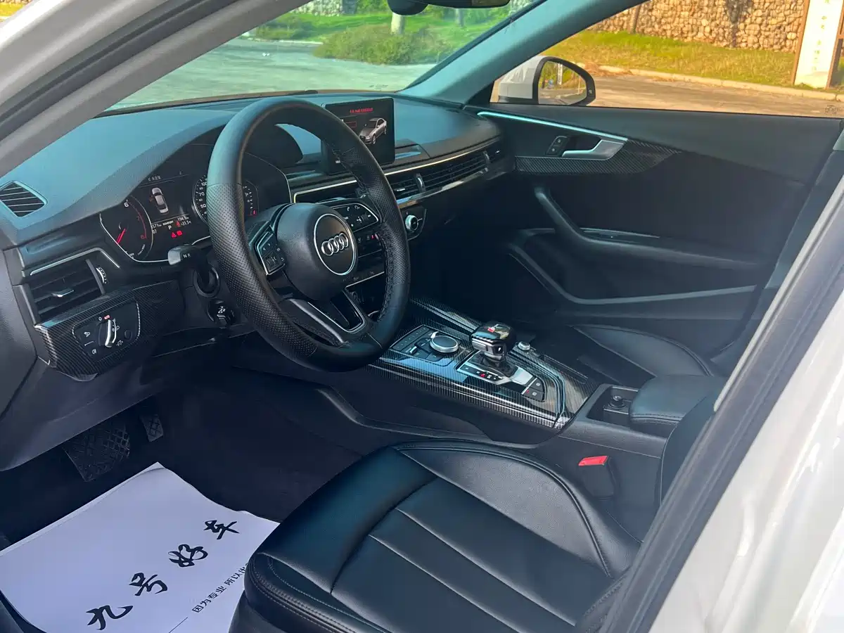 Audi A4L 2018 30th Anniversary 40 TFSI Progressive фото 4